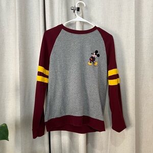 VINTAGE MICKEY MOUSE SWEATSHIRT 🐭❤️